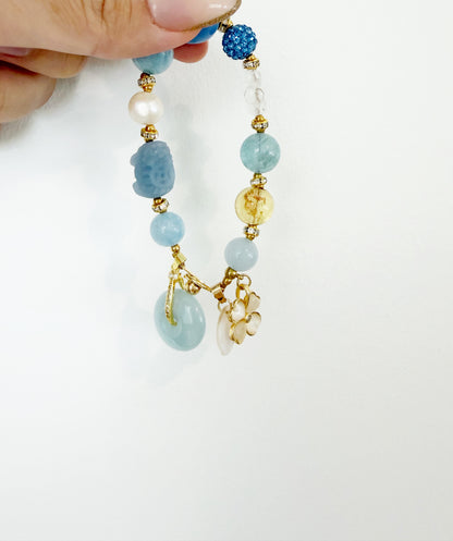 Serene Aquamarine Charm Gemstone Bracelet
