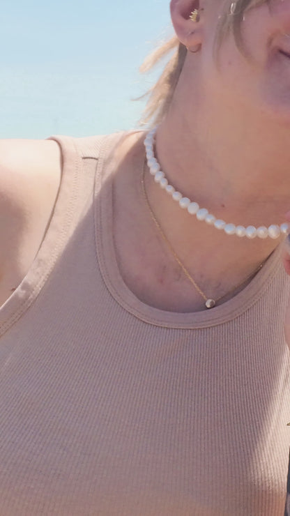 Pure Pearl Necklace